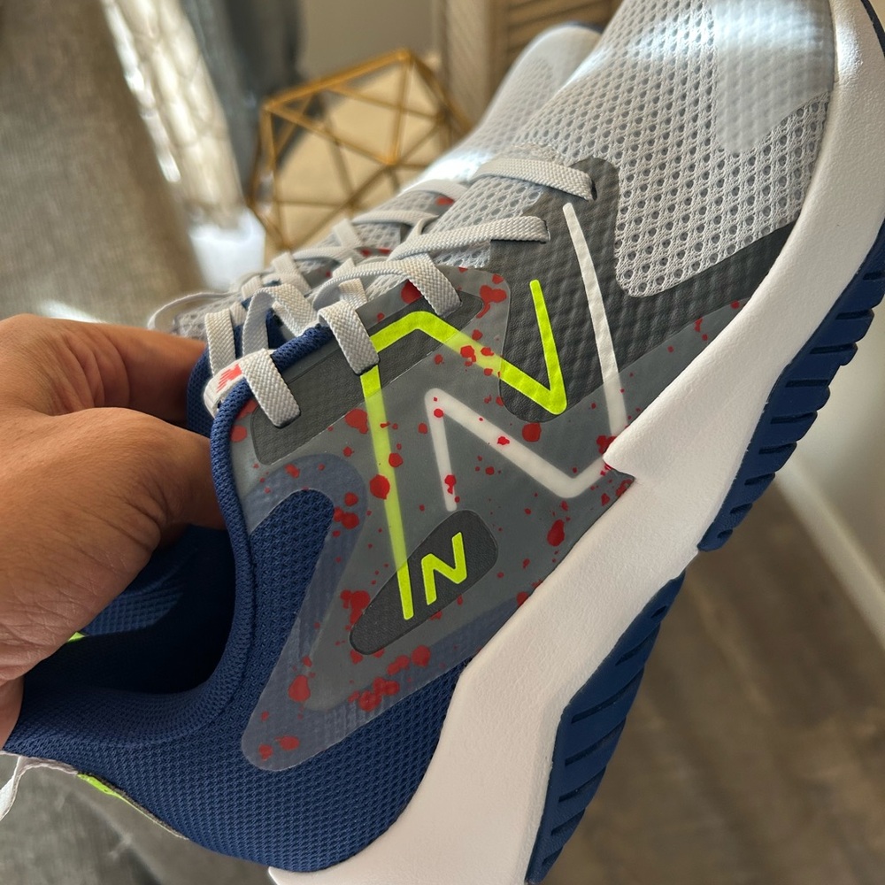 Brand New! NEW BALANCE SNEAKERS!! - Picture 2 of 5